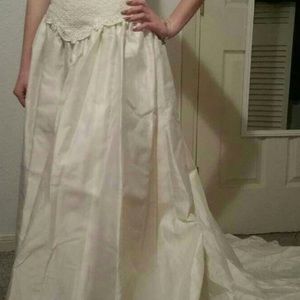 Wedding dress